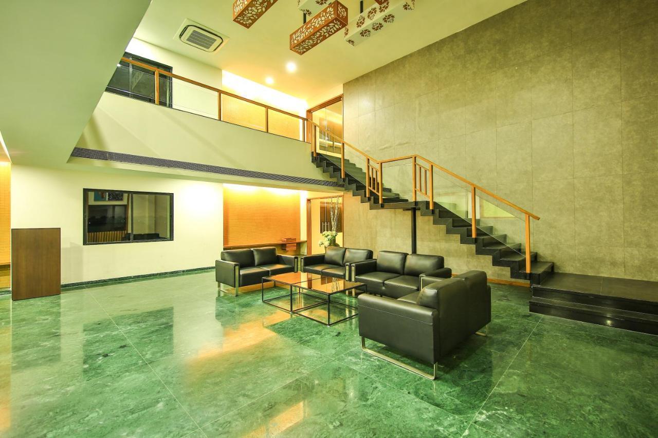Fabhotel Flora Vastral Ahmedabad Exterior photo
