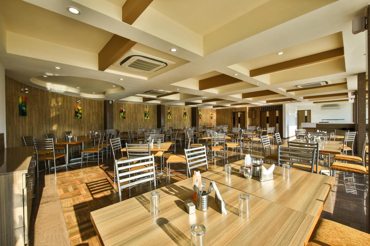 Fabhotel Flora Vastral Ahmedabad Exterior photo