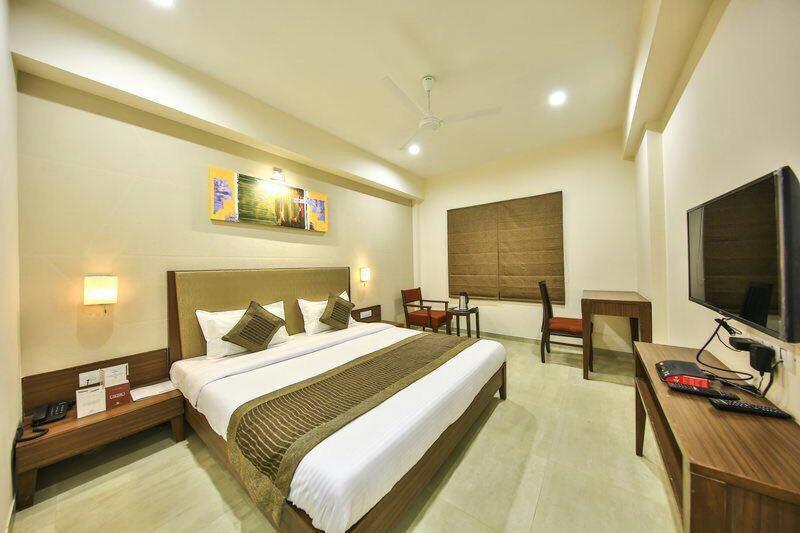 Fabhotel Flora Vastral Ahmedabad Exterior photo