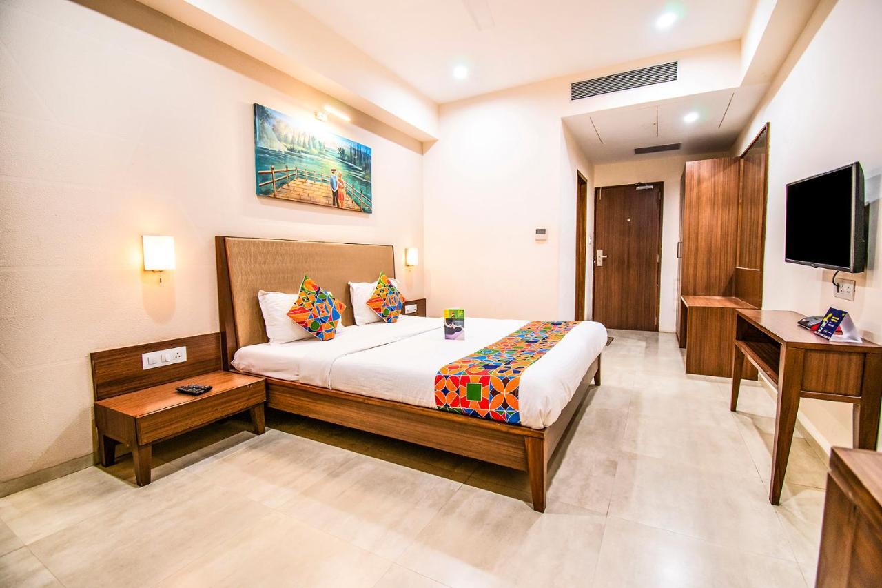 Fabhotel Flora Vastral Ahmedabad Exterior photo